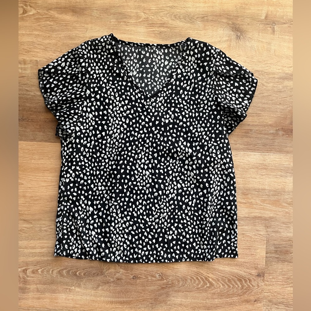 SHEIN black and white top.